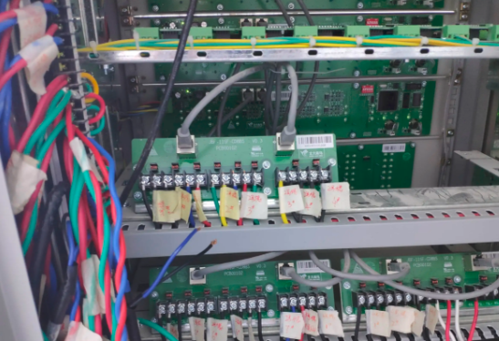 火災(zāi)自動報(bào)警系統(tǒng)各種線路應(yīng)采用哪種燃燒性能的電線電纜？明確了！