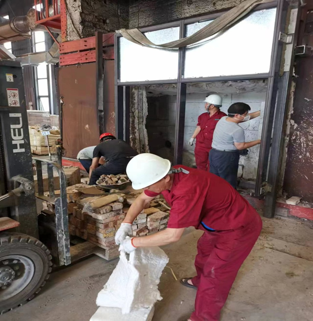 BCTC圓滿(mǎn)完成幕墻新型防火封堵方案測(cè)試工作