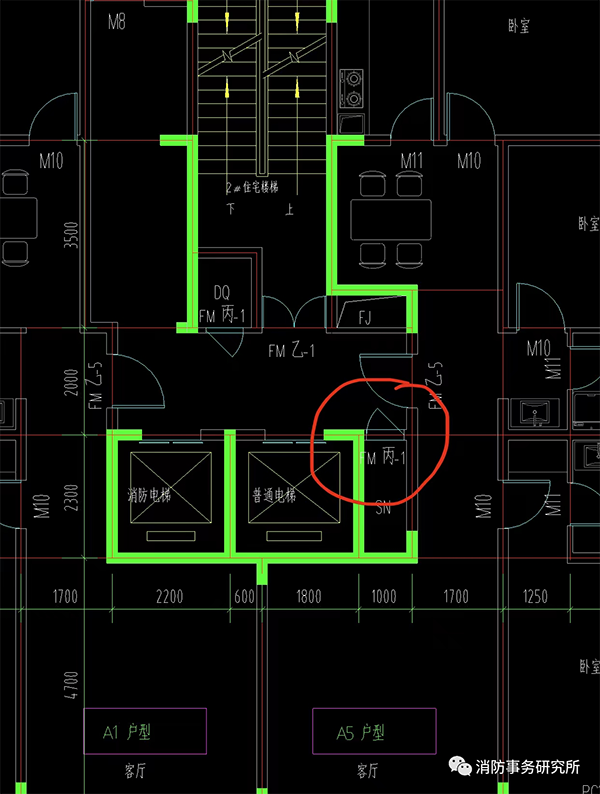 防火門、防火窗在關(guān)閉后應(yīng)具有煙密閉的性能？