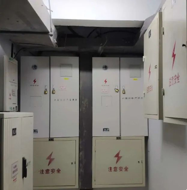 消防和非消防配電線路為何不能共用防火槽盒？原因是什么？