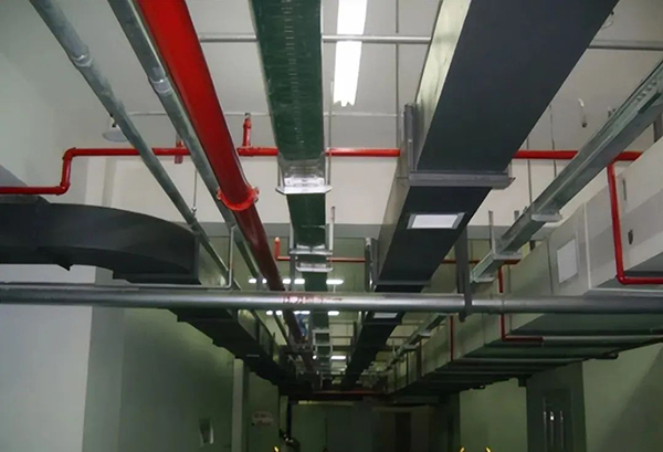 消防和非消防配電線路為何不能共用防火槽盒？原因是什么？